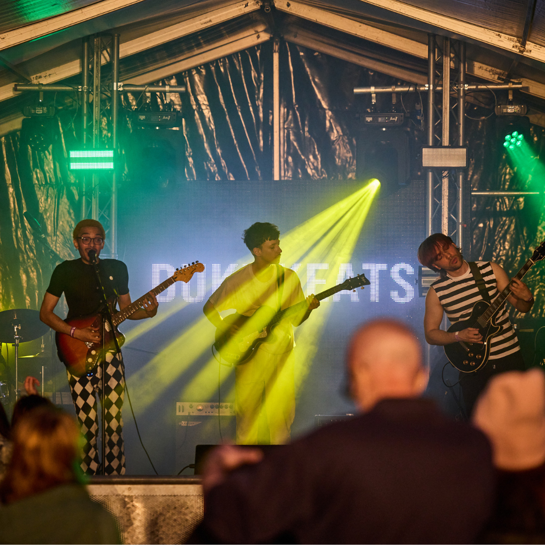 The Resonate Stage