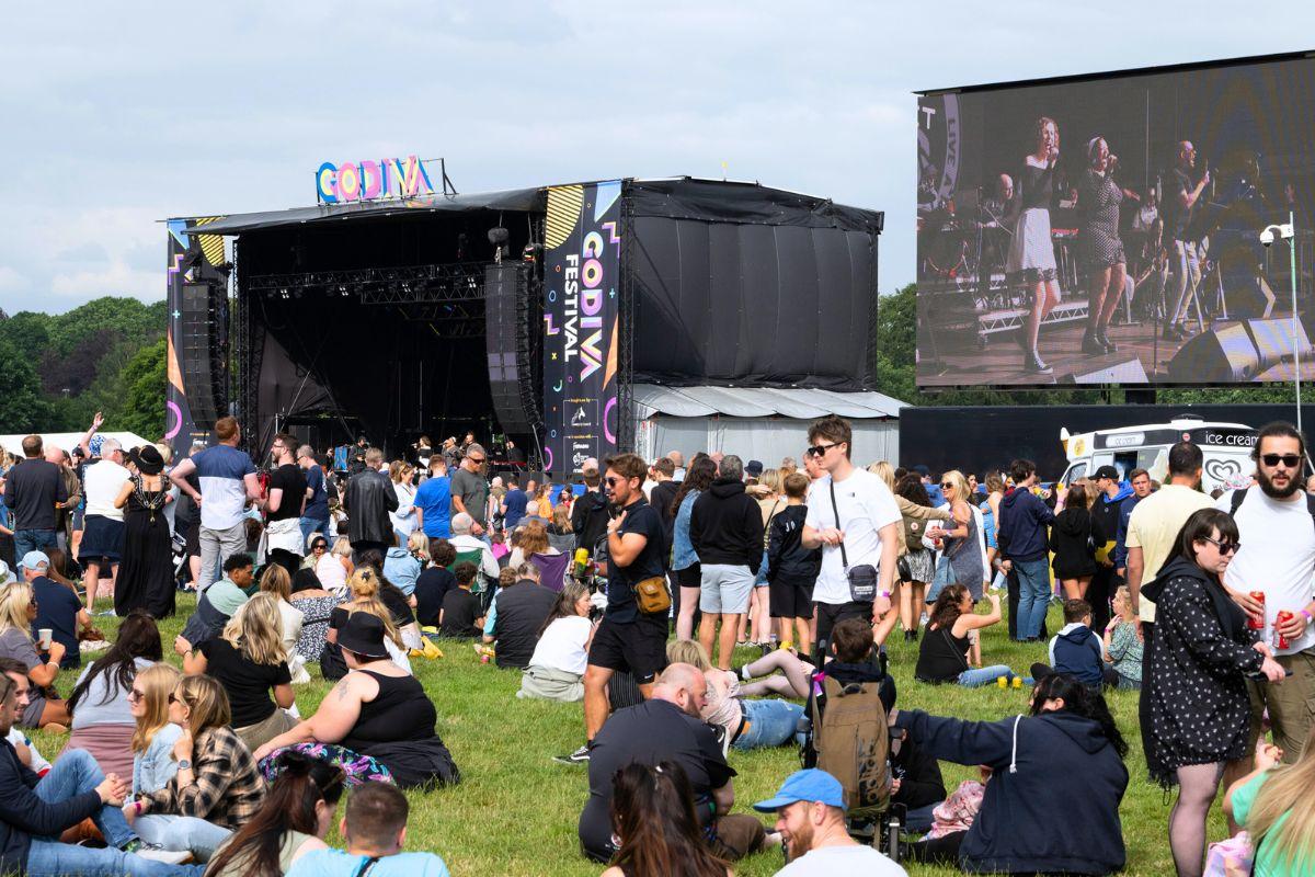 People gathered near Main Stage